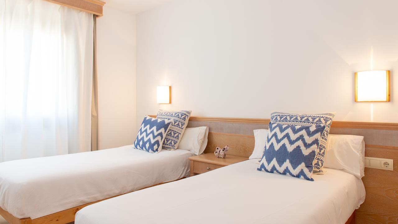 Lemar Apartments Colonia de Sant Jordi Exteriör bild