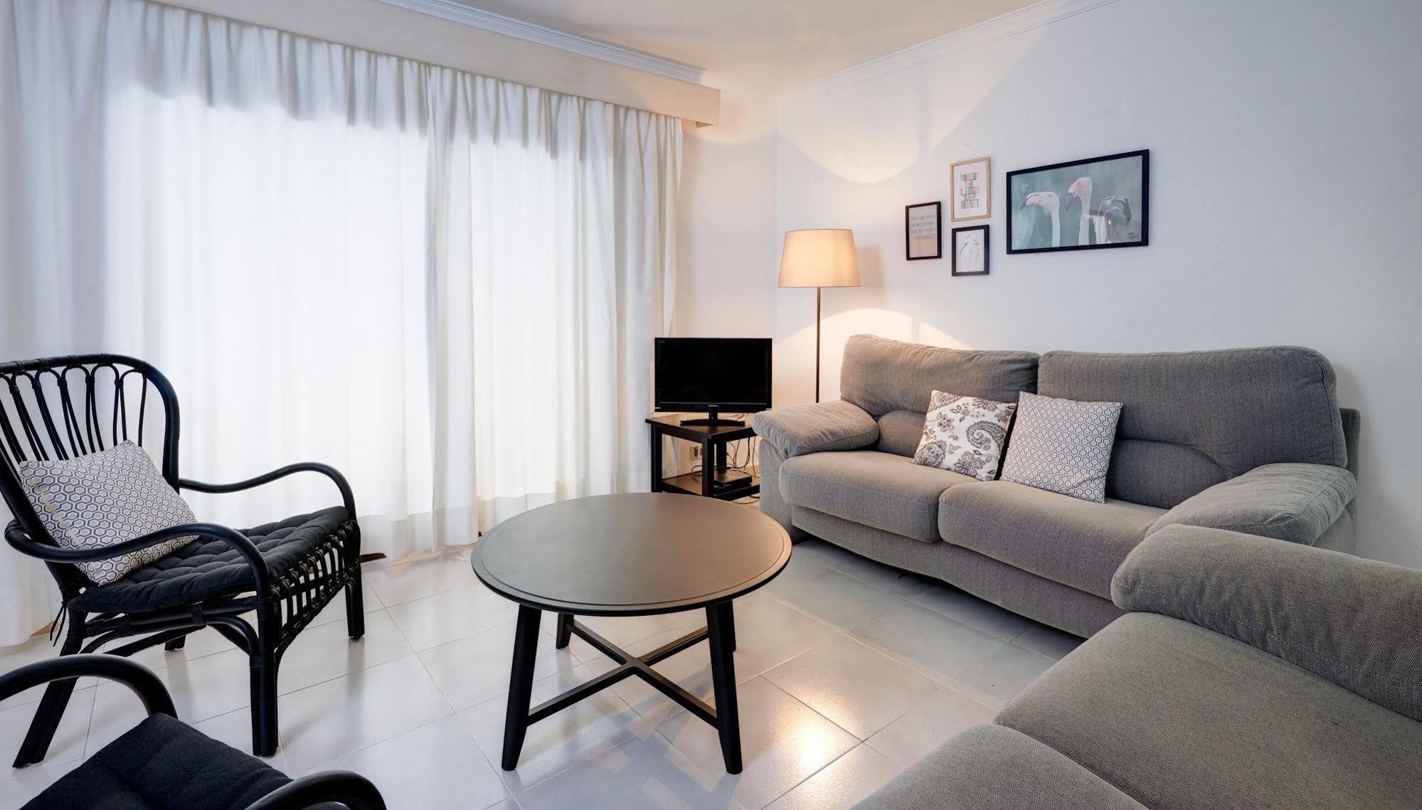 Lemar Apartments Colonia de Sant Jordi Exteriör bild